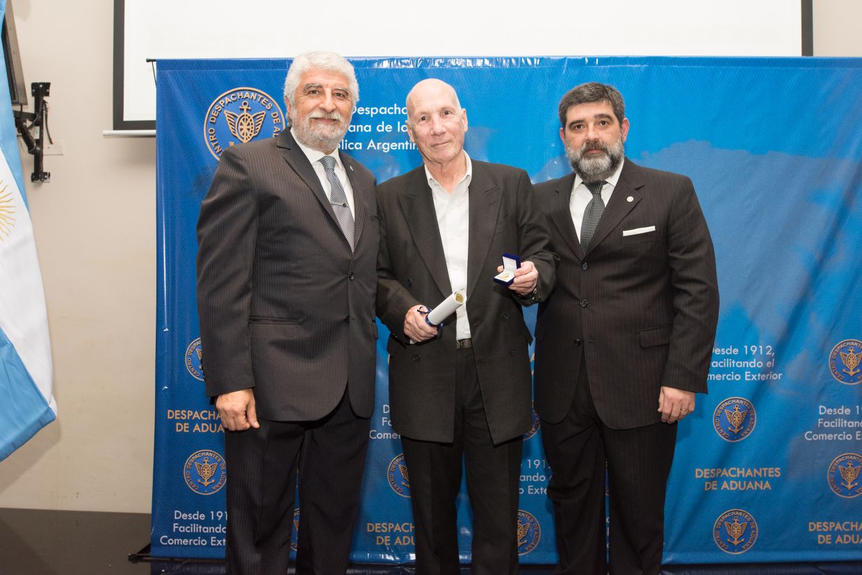 106° Aniversario - Distinción socios vitalicios
