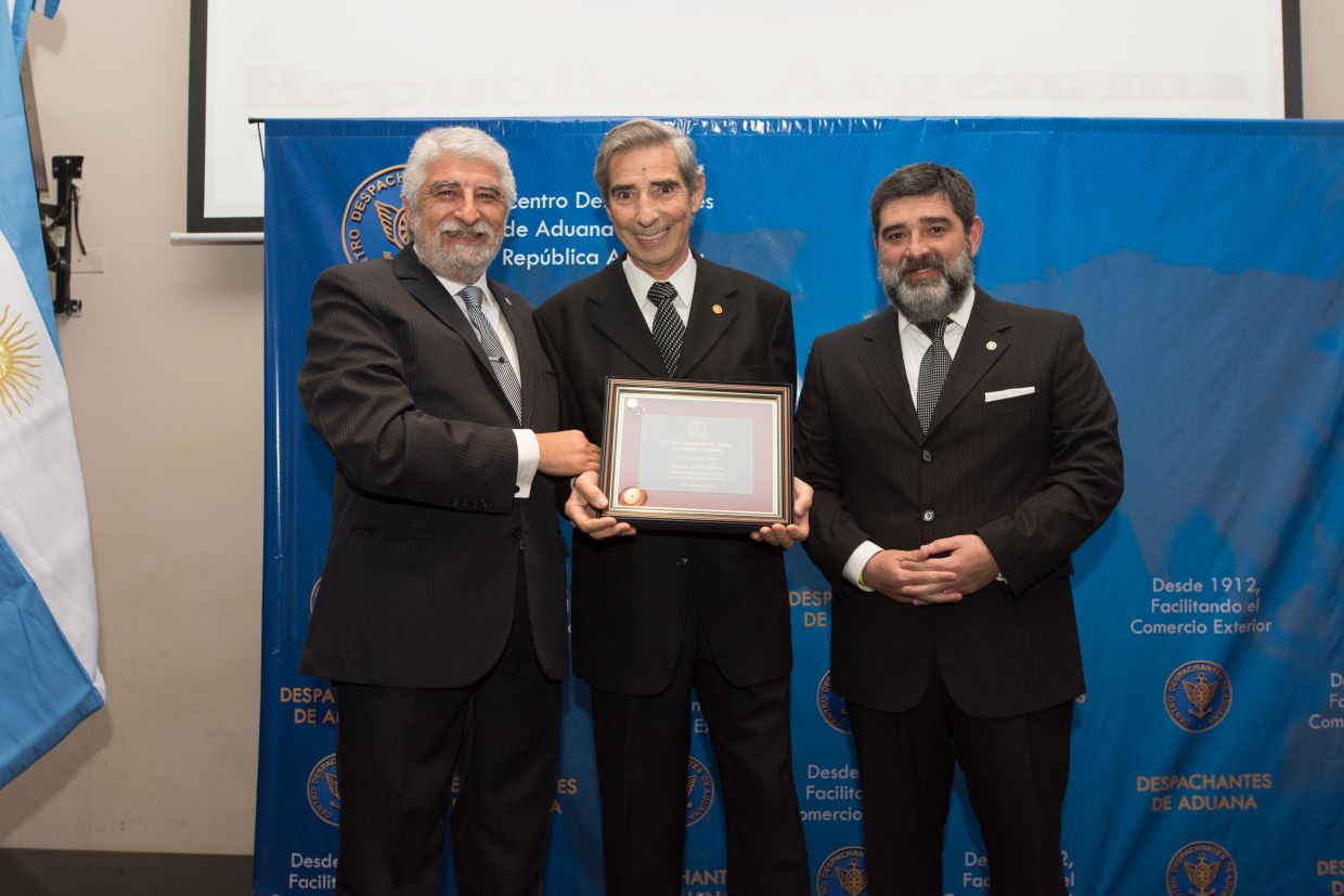 106° Aniversario - Distinción socios vitalicios