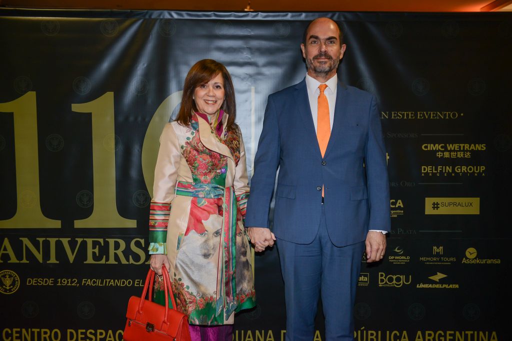 Cocktail y Alfombra Roja