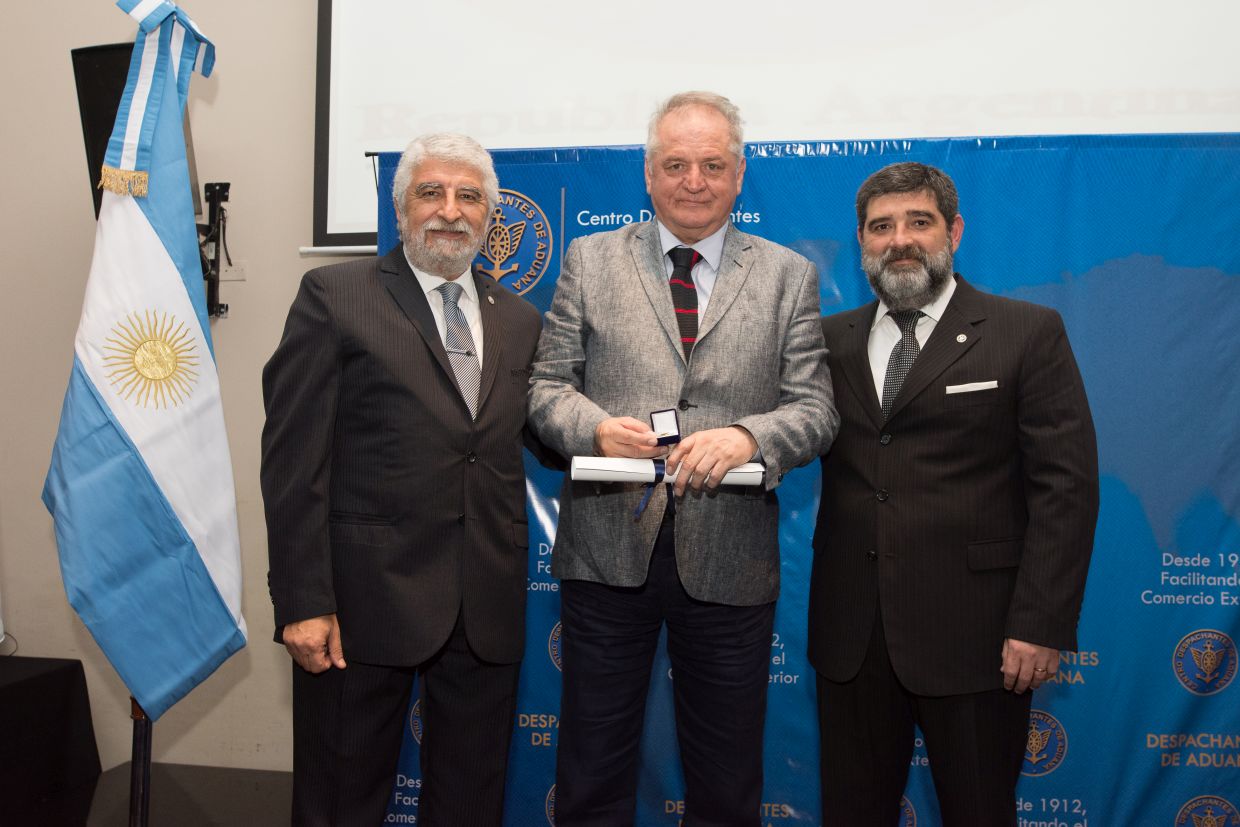 106° Aniversario - Distinción socios vitalicios