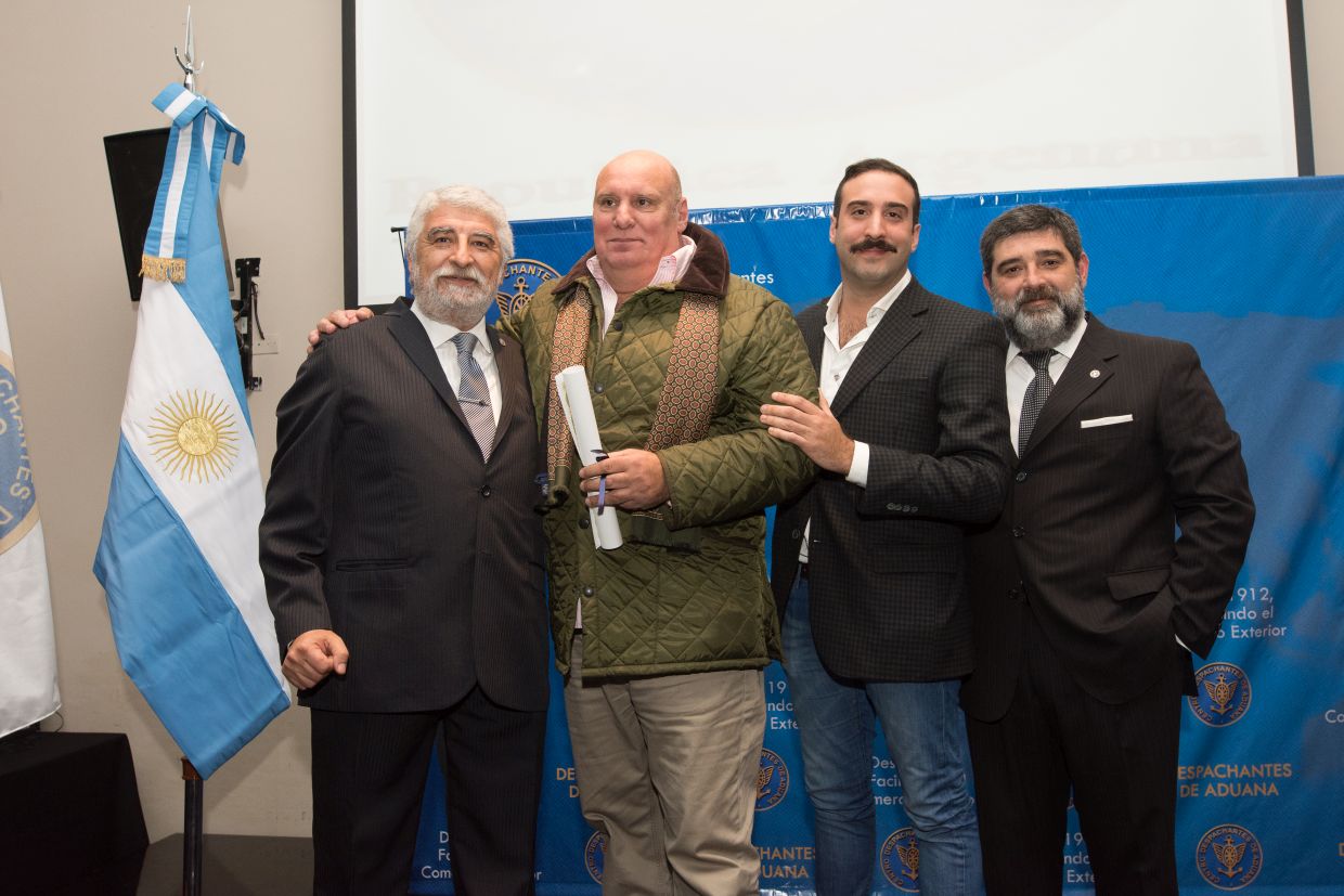 106° Aniversario - Distinción socios vitalicios