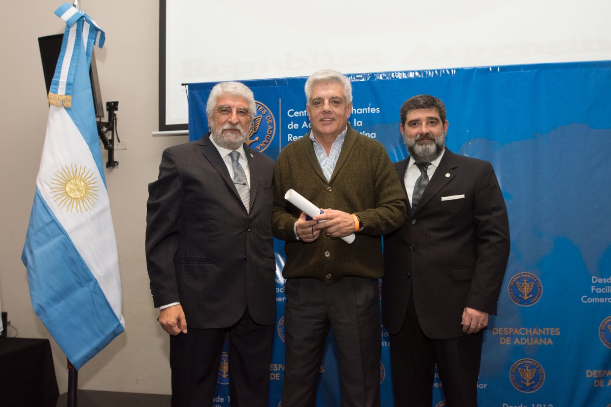 106° Aniversario - Distinción socios vitalicios