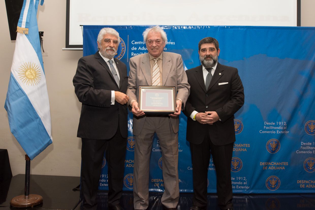 106° Aniversario - Distinción socios vitalicios