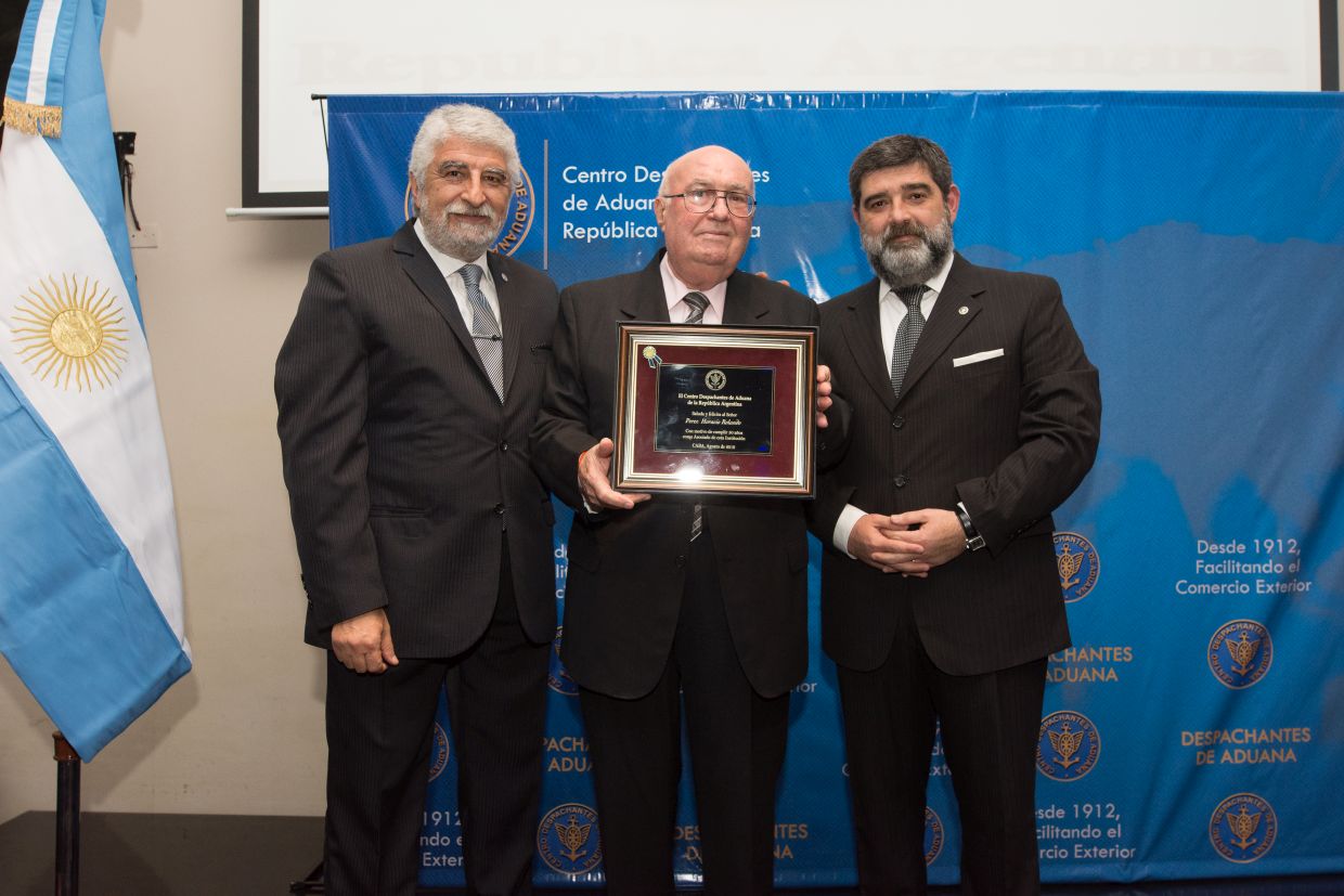 106° Aniversario - Distinción socios vitalicios
