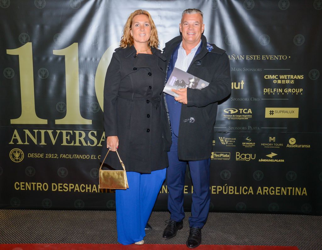Cocktail y Alfombra Roja