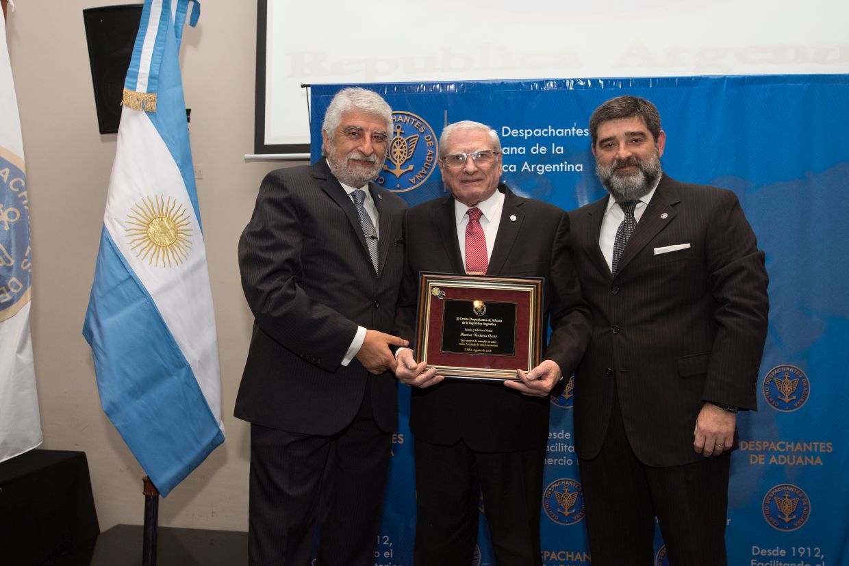106° Aniversario - Distinción socios vitalicios