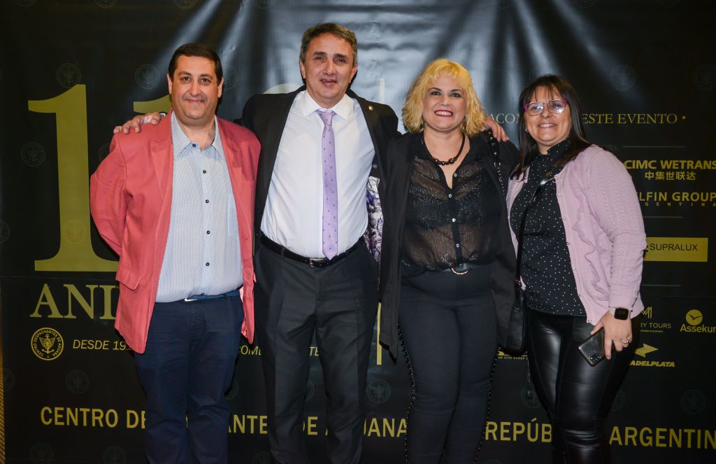 Cocktail y Alfombra Roja
